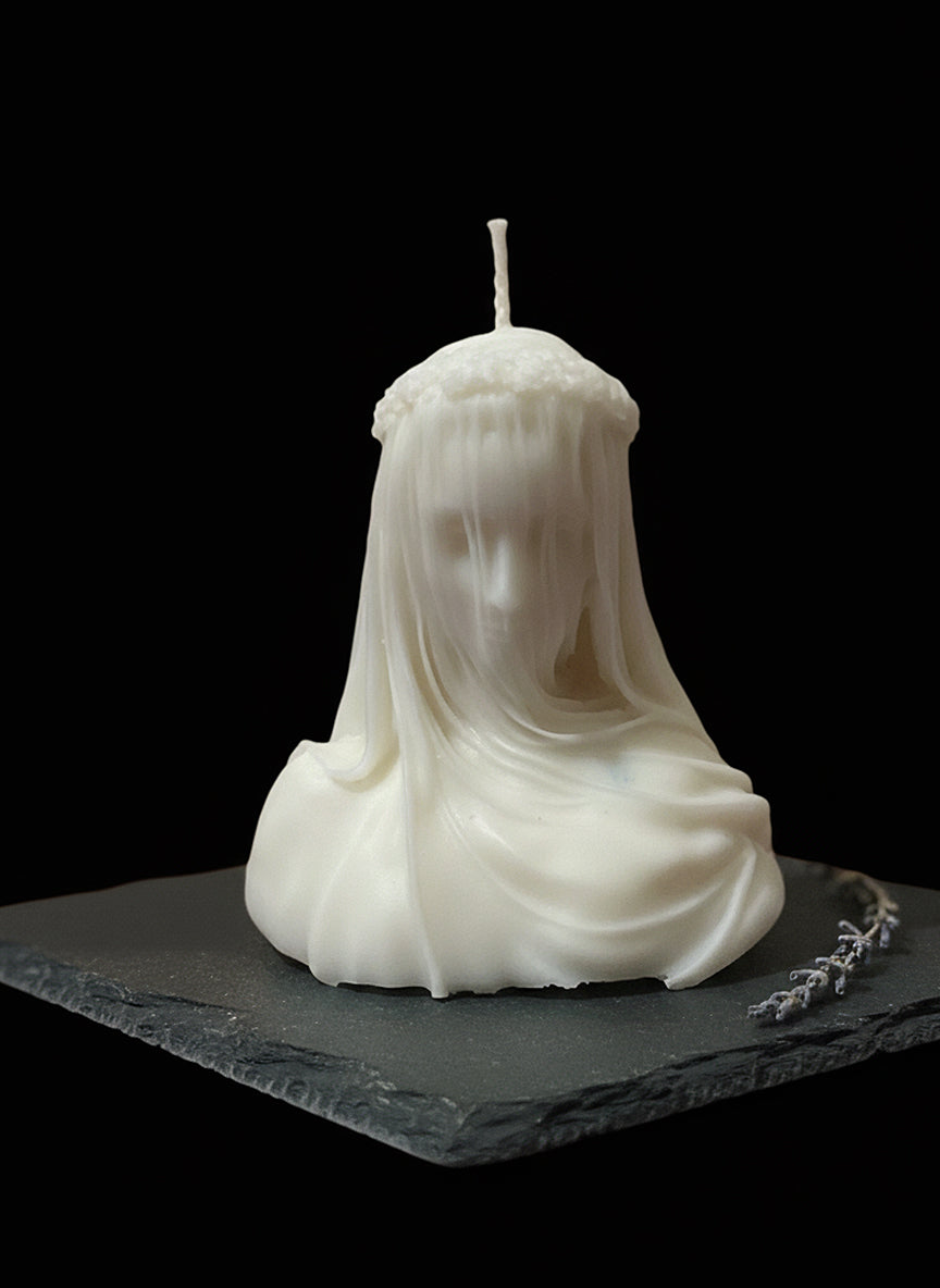 Veiled Ghost Candle – Haunted Halloween Décor
